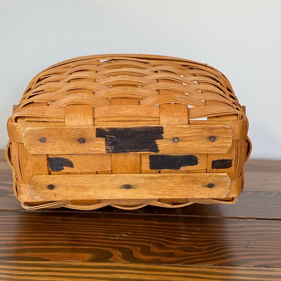 Longaberger Single Handle Basket- factory sample - Picture 6 of 7